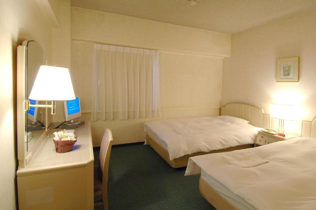 Smile Hotel Нагано Номер фото